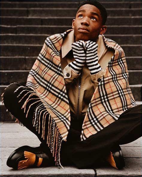 burberry fall winter 2017 campaign